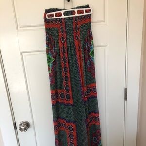 Printed strapless maxi dress